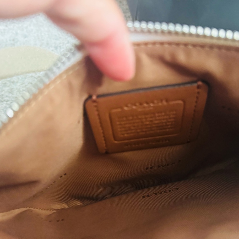 Coach Cream Crossbody Bag - Picture 10 of 11